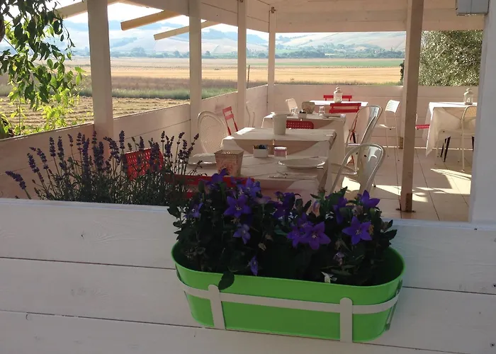 Naumanni Bed and breakfast