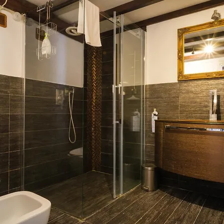 Bed & Breakfast Naumanni 3*