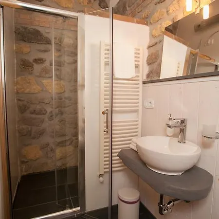Naumanni Bed & Breakfast 3*