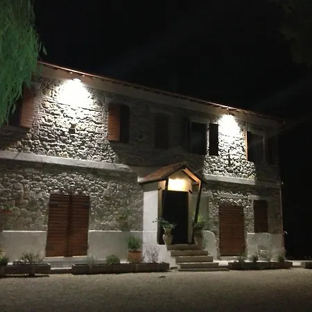Bed & Breakfast Naumanni 3*