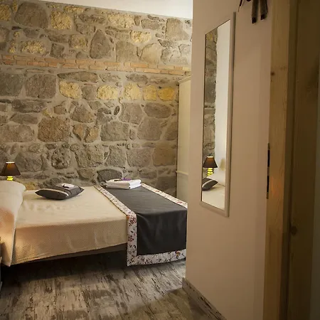 Bed & Breakfast Naumanni Tarquinia